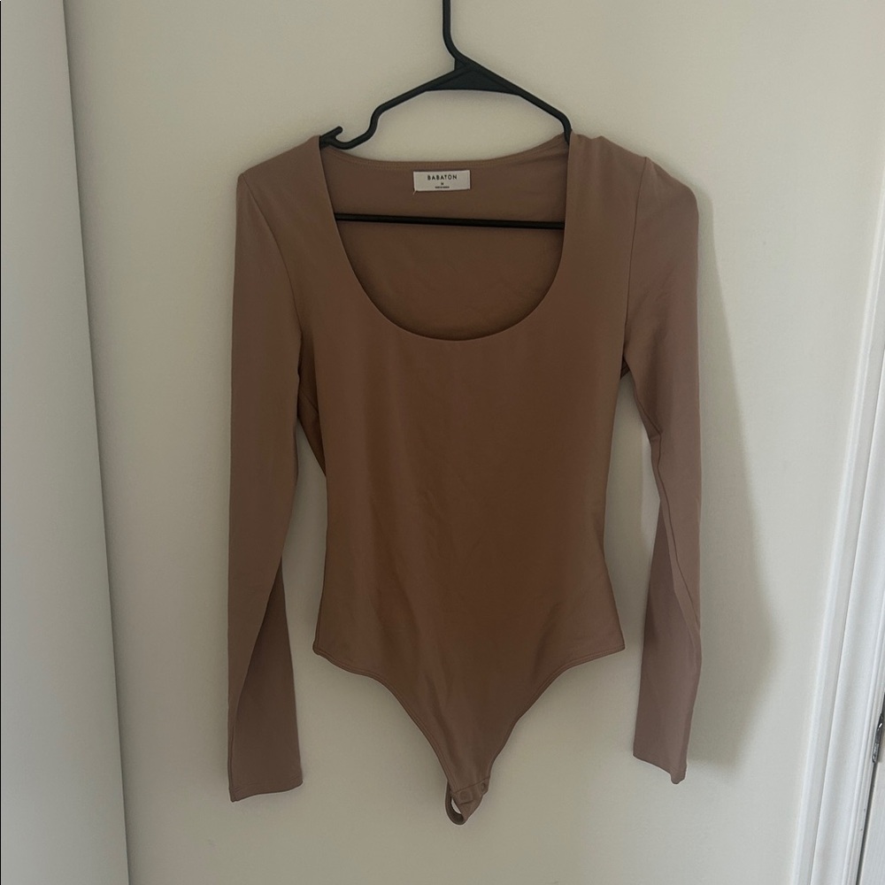 Aritzia Babaton Brown Long Sleeve Bodysuit